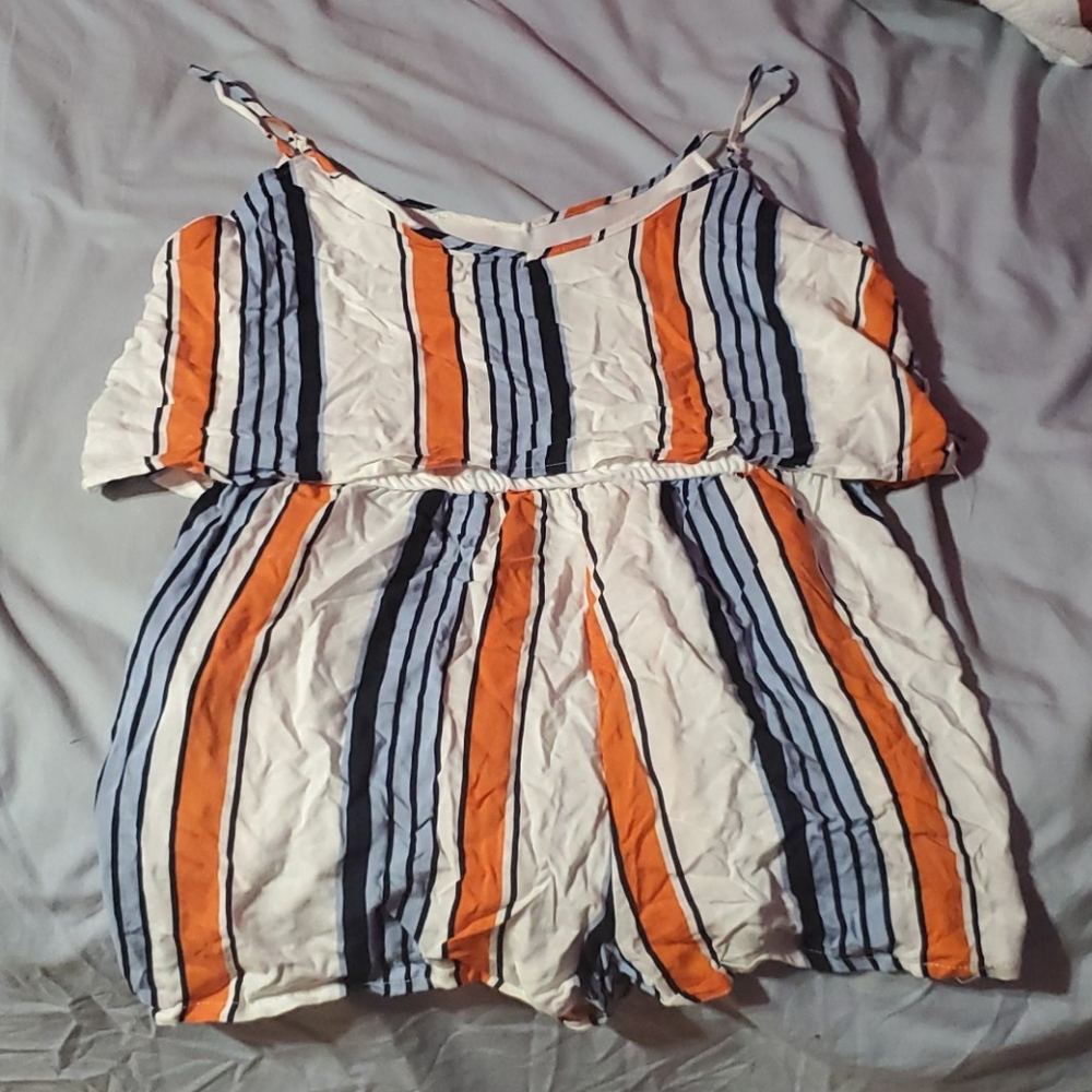 Romper - Picture 2 of 5